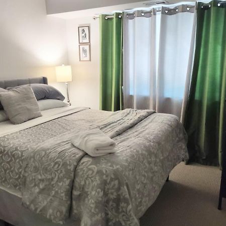 Charming Condo In Central 롤리 외부 사진