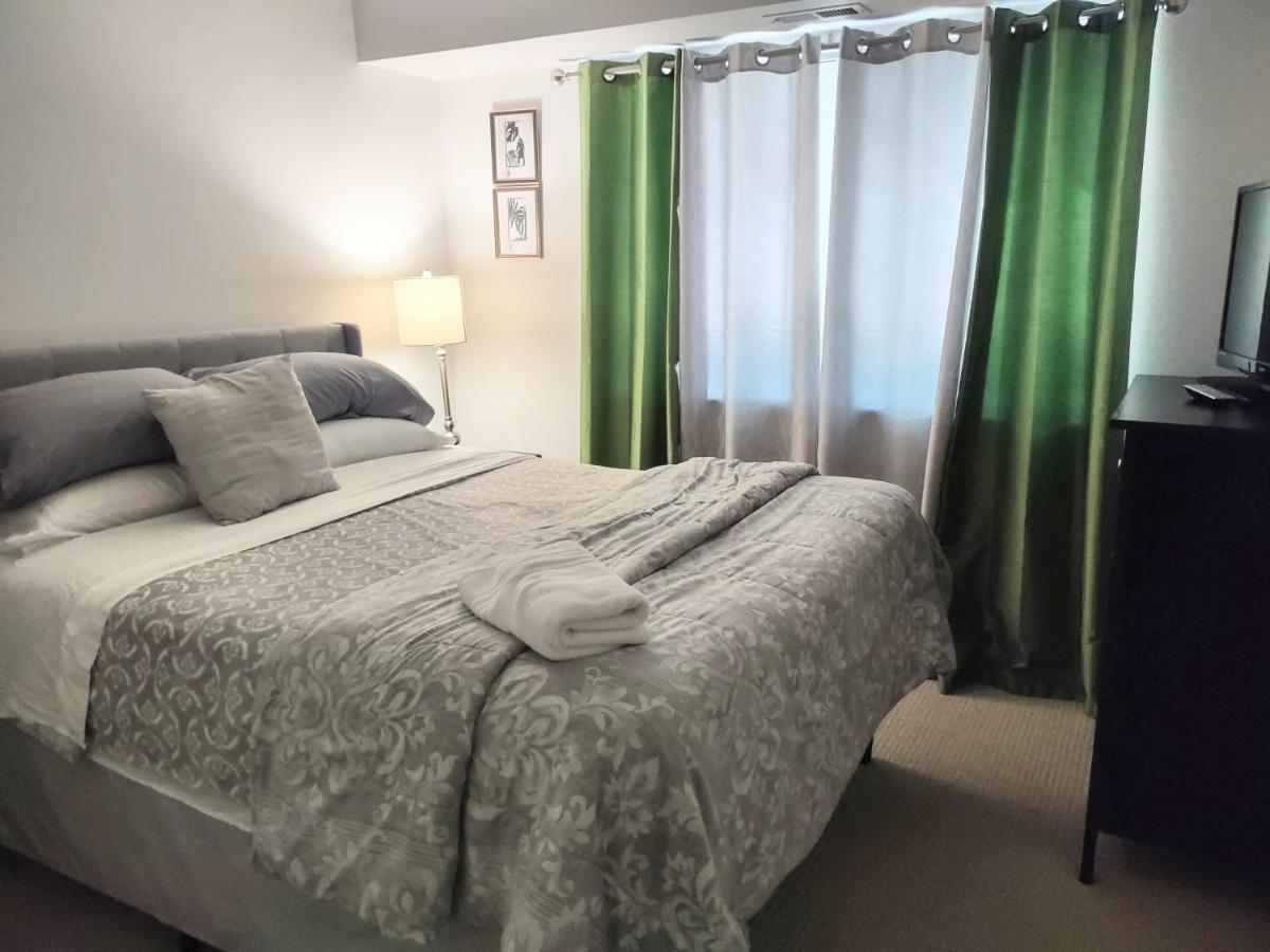 Charming Condo In Central 롤리 외부 사진