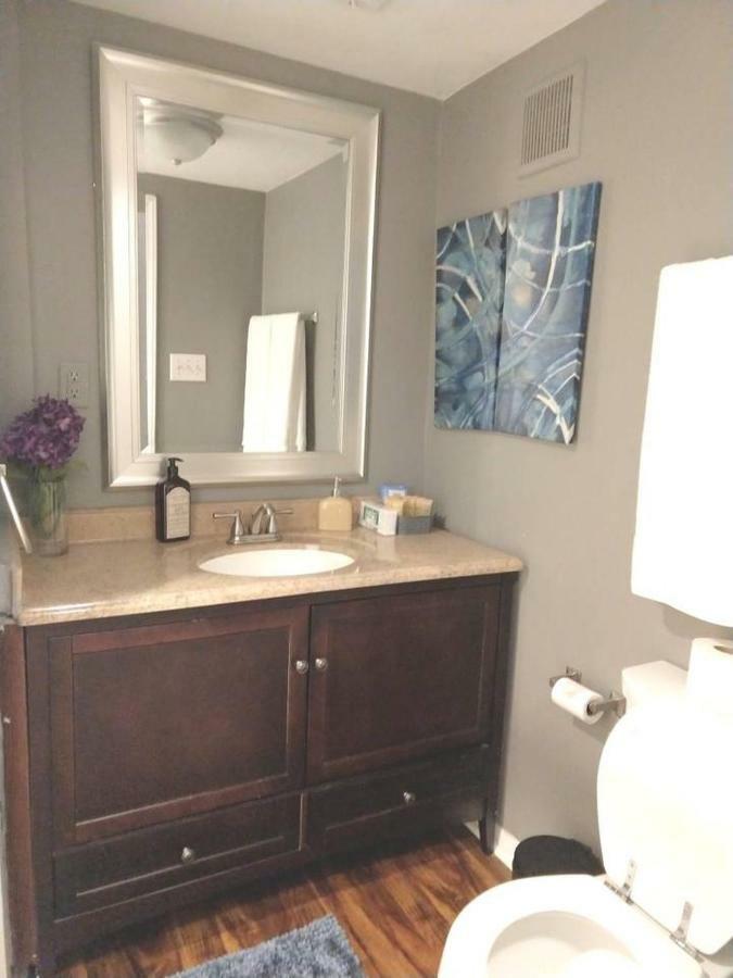 Charming Condo In Central 롤리 외부 사진
